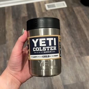 New Yeti Rambler 12oz Colster Can Cooler